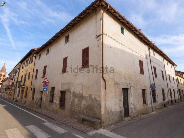 Appartamento in vendita di 210 m² in Via Cavour, 15