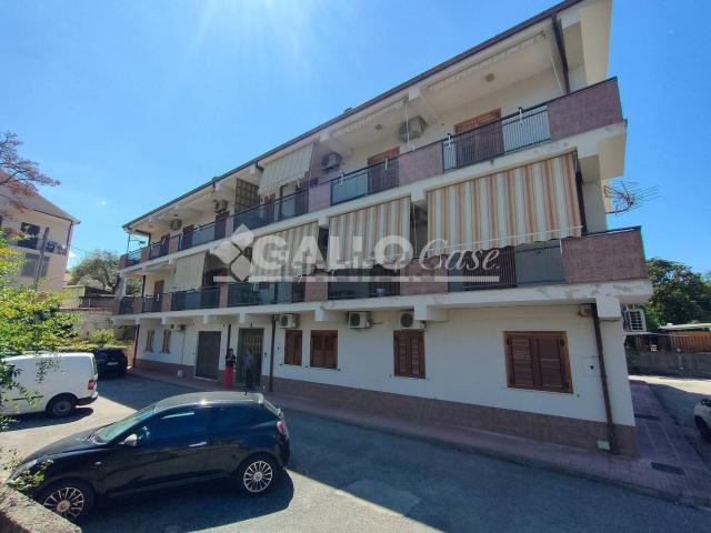 Appartamento in vendita di 210 m² in Via Carlo Carrà