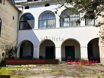 Appartamento in vendita di 210 m² in Via Andrea Sinno