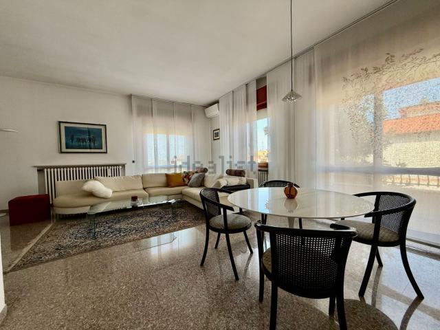 Appartamento in vendita di 210 m² in Via Alfonsine