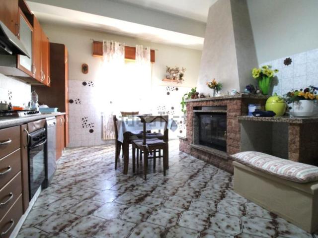 Appartamento in vendita di 210 m² in Via Bartolomeo Camardo, 2