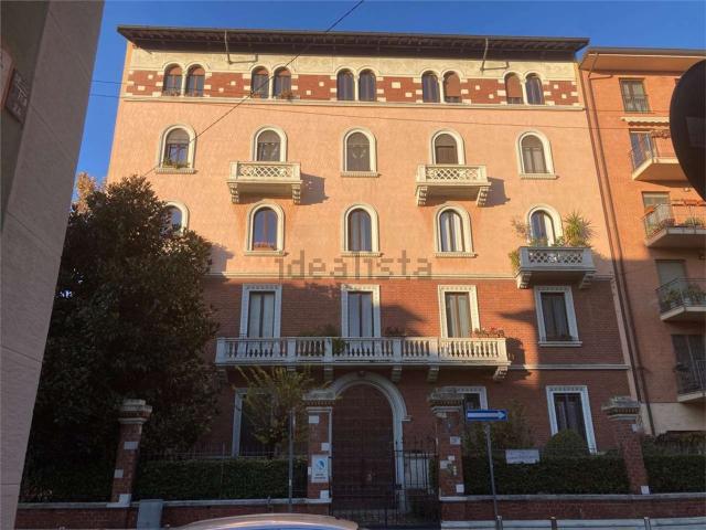 Appartamento in vendita di 210 m² in Via Gabriele Falloppio, 5