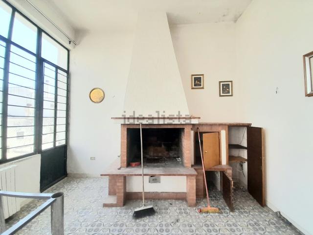 Appartamento in vendita di 210 m² in Via Giuseppe Garibaldi, 99