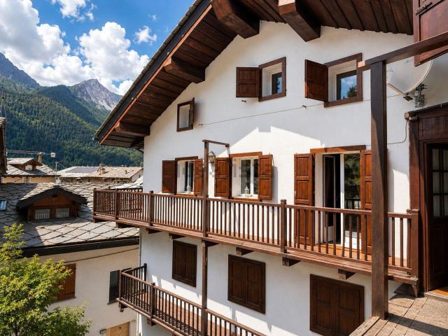 Appartamento in vendita di 210 m² in Via Guglielmo Marconi