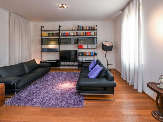 Appartamento in vendita di 210 m² in Via del Carmine