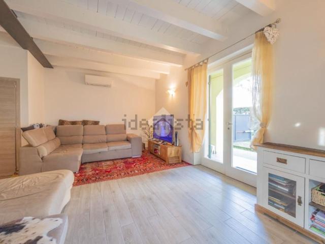 Appartamento in vendita di 210 m² in Via dell&apos Artigianato, 23