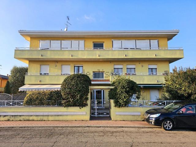 Appartamento in vendita di 210 m² in Via Emilia