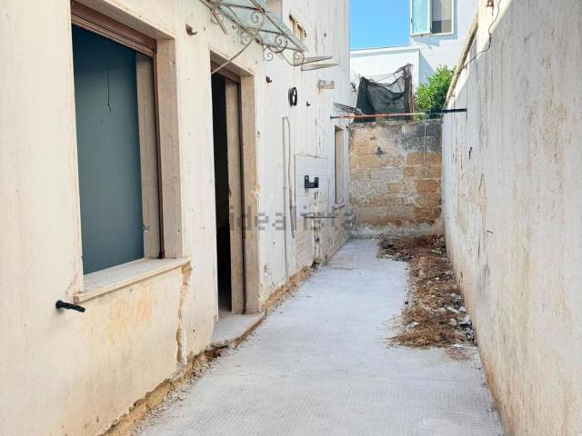 Appartamento in vendita di 250 m² in Via Oronzo Rossi
