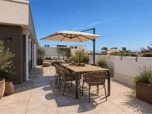 Appartamento in vendita di 210 m² in Via Luigi Pellizzo