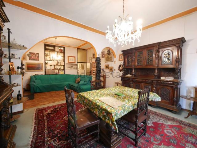 Appartamento in vendita di 210 m² in Via Molinetto