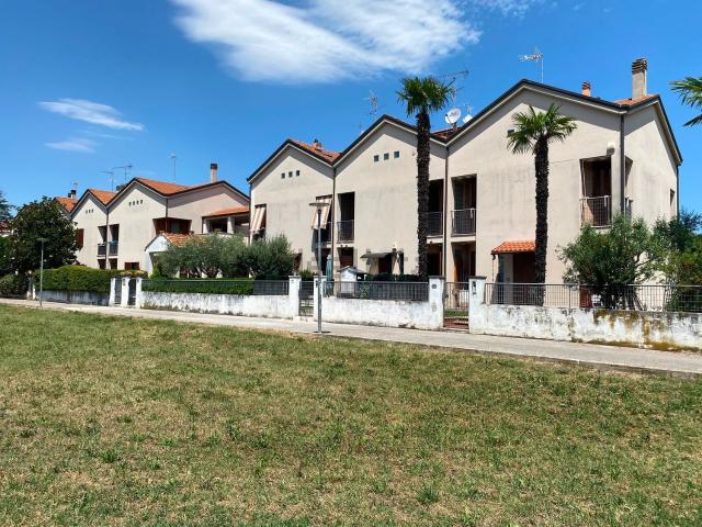 Appartamento in vendita di 210 m² in Via Salvatore Quasimodo