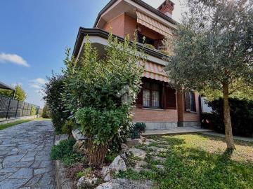 Appartamento in vendita di 210 m² in Via San Maurizio, 21