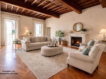 Appartamento in vendita di 210 m² in Via Santa Croce