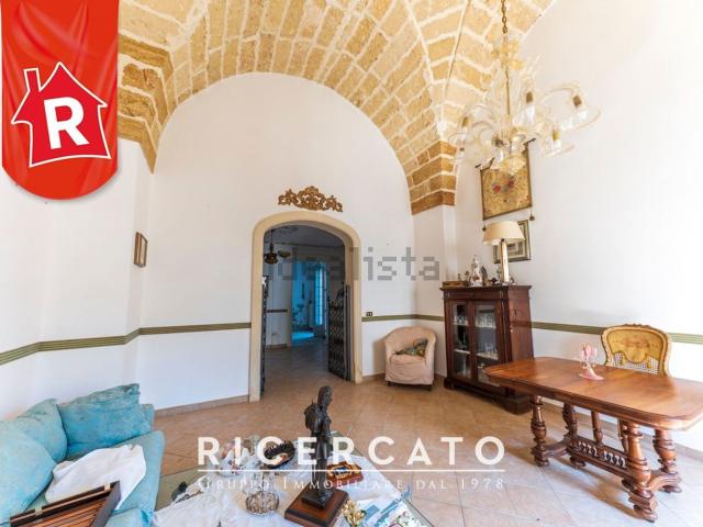 Appartamento in vendita di 210 m² in Via Santa Maria, 11