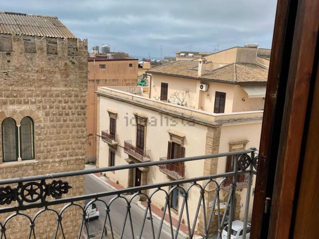 Appartamento in vendita di 210 m² in Via Pietro Gerardi