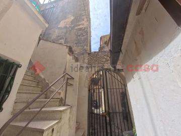 Appartamento in vendita di 210 m² in Via Ronco Milo, 7