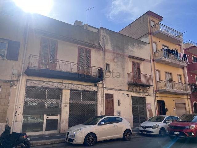 Appartamento in vendita di 210 m² in Corso Umberto I, 482