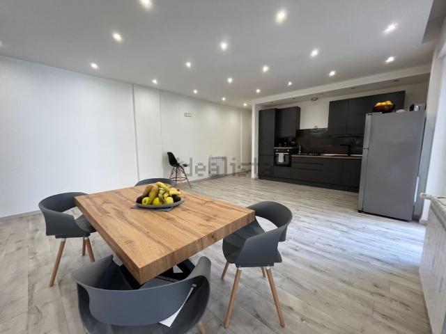 Appartamento in vendita di 210 m² in Corso Gelone, 43