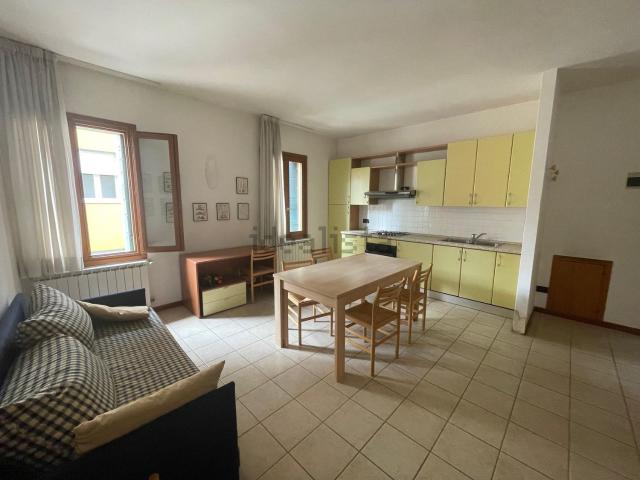 Appartamento in vendita di 210 m² in Piazza Erminio Ferretto