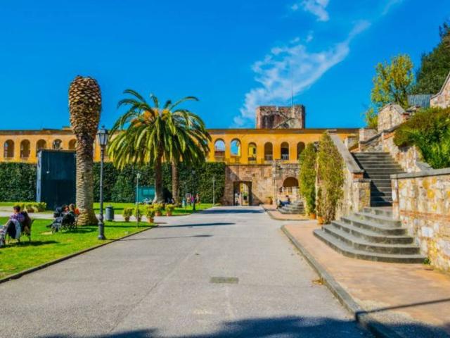 Appartamento in vendita di 210 m² in Piazza Francesco Domenico Guerrazzi