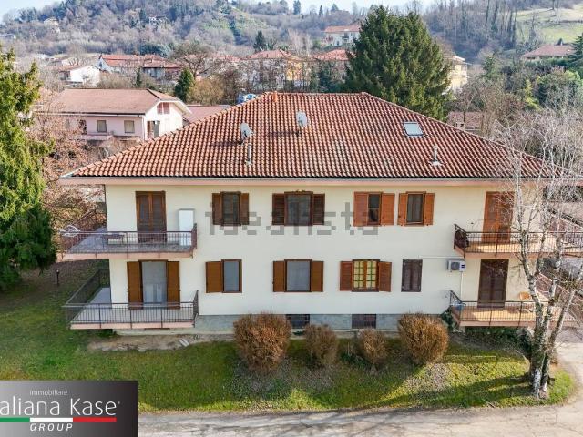 Appartamento in vendita di 210 m² in Strada dei Gerbidi