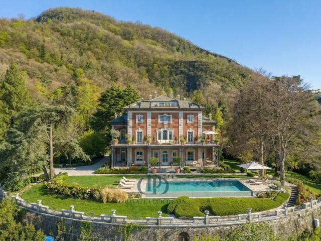 Appartamento in vendita di 211 m²