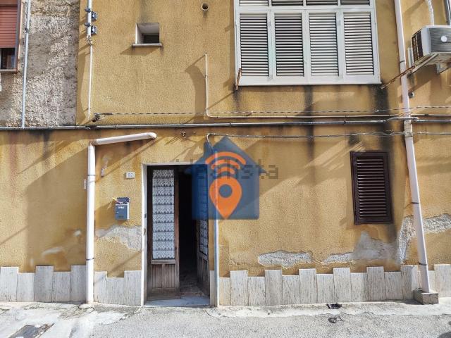 Appartamento in vendita di 211 m² in Via Trieste