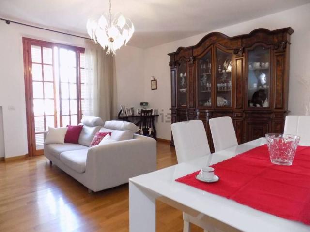 Appartamento in vendita di 212 m²