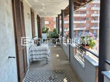 Appartamento in vendita di 212 m² in Strada Farè