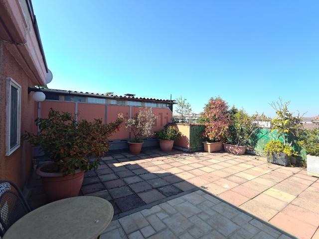 Appartamento in vendita di 213 m² in Via Giuseppe di Vittorio, 20