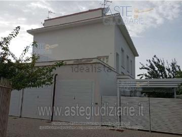 Appartamento in vendita di 213 m² in Via della Salute, 49