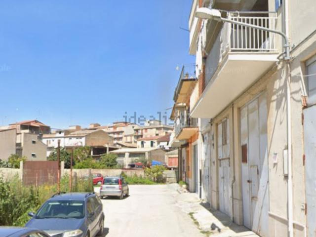 Appartamento in vendita di 213 m² in Via Pergusa