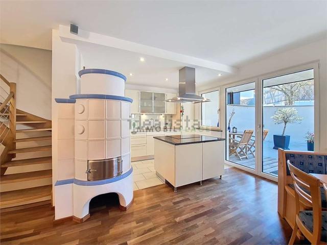 Appartamento in vendita di 213 m² in Via Plose