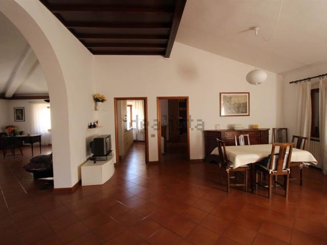 Appartamento in vendita di 214 m²