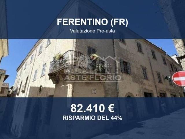Appartamento in vendita di 214 m² in Via Consolare, 85