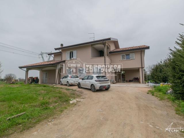Appartamento in vendita di 214 m² in Via Montaletto, 1189
