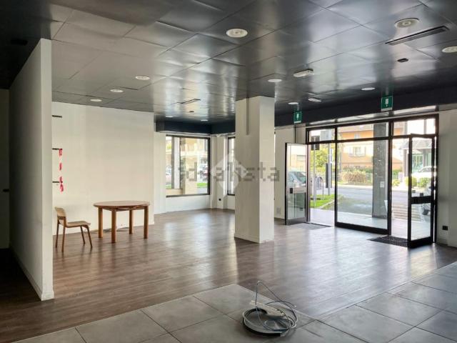 Appartamento in vendita di 214 m² in Via Piave, 72
