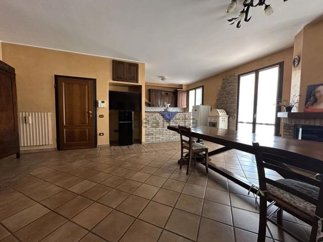 Appartamento in vendita di 215 m²