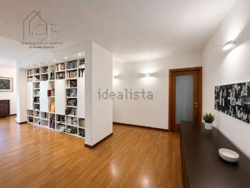Appartamento in vendita di 215 m²