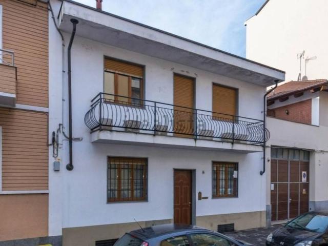 Appartamento in vendita di 215 m² in Via Camillo Riccio, 19