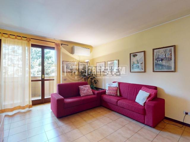 Appartamento in vendita di 215 m² in Via A. Diaz, 12