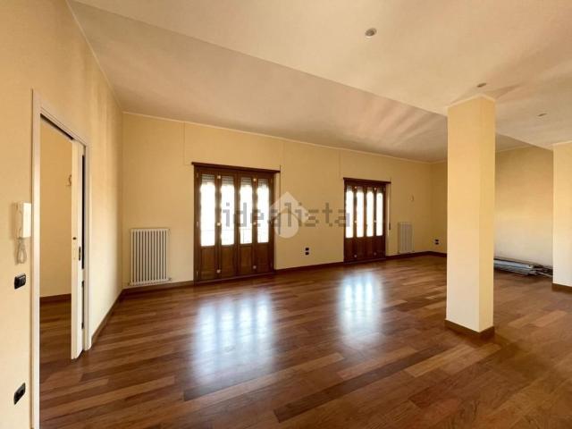 Appartamento in vendita di 175 m² in Via Brenta, 17