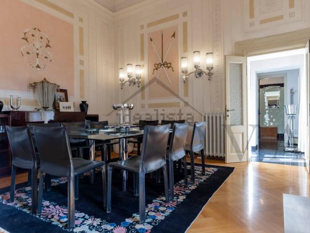 Appartamento in vendita di 215 m² in Via Gaetano Trezza, 24