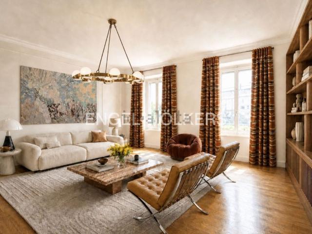 Appartamento in vendita di 215 m² in Via dei Farnese