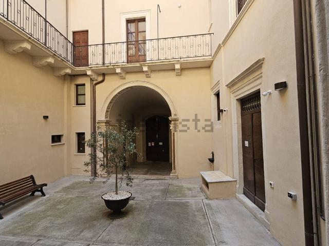 Appartamento in vendita di 215 m² in Via delle Grazie, 26