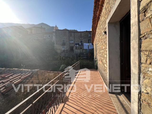 Appartamento in vendita di 215 m² in Via Nicotera, 17