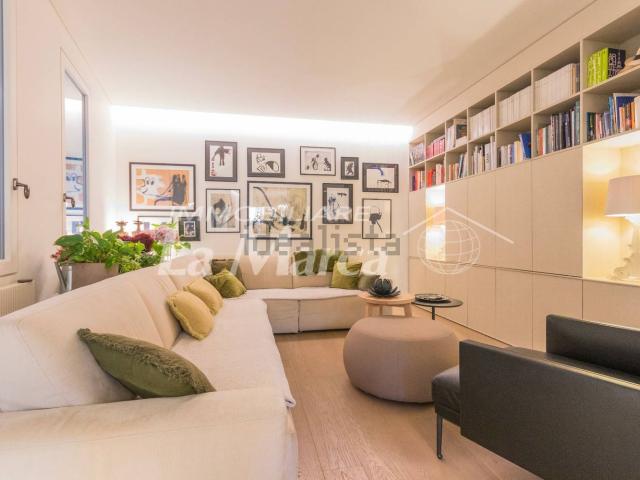 Appartamento in vendita di 215 m² in Via Sant&apos Andrea, 5