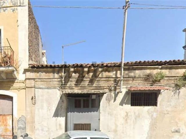Appartamento in vendita di 215 m² in Via Tripoli, 49
