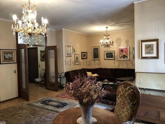 Appartamento in vendita di 217 m² in Via Santa Franca, 60