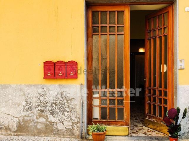 Appartamento in vendita di 217 m² in Via Spucches